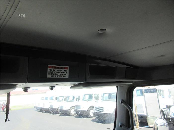 Used 2015 KENWORTH T800