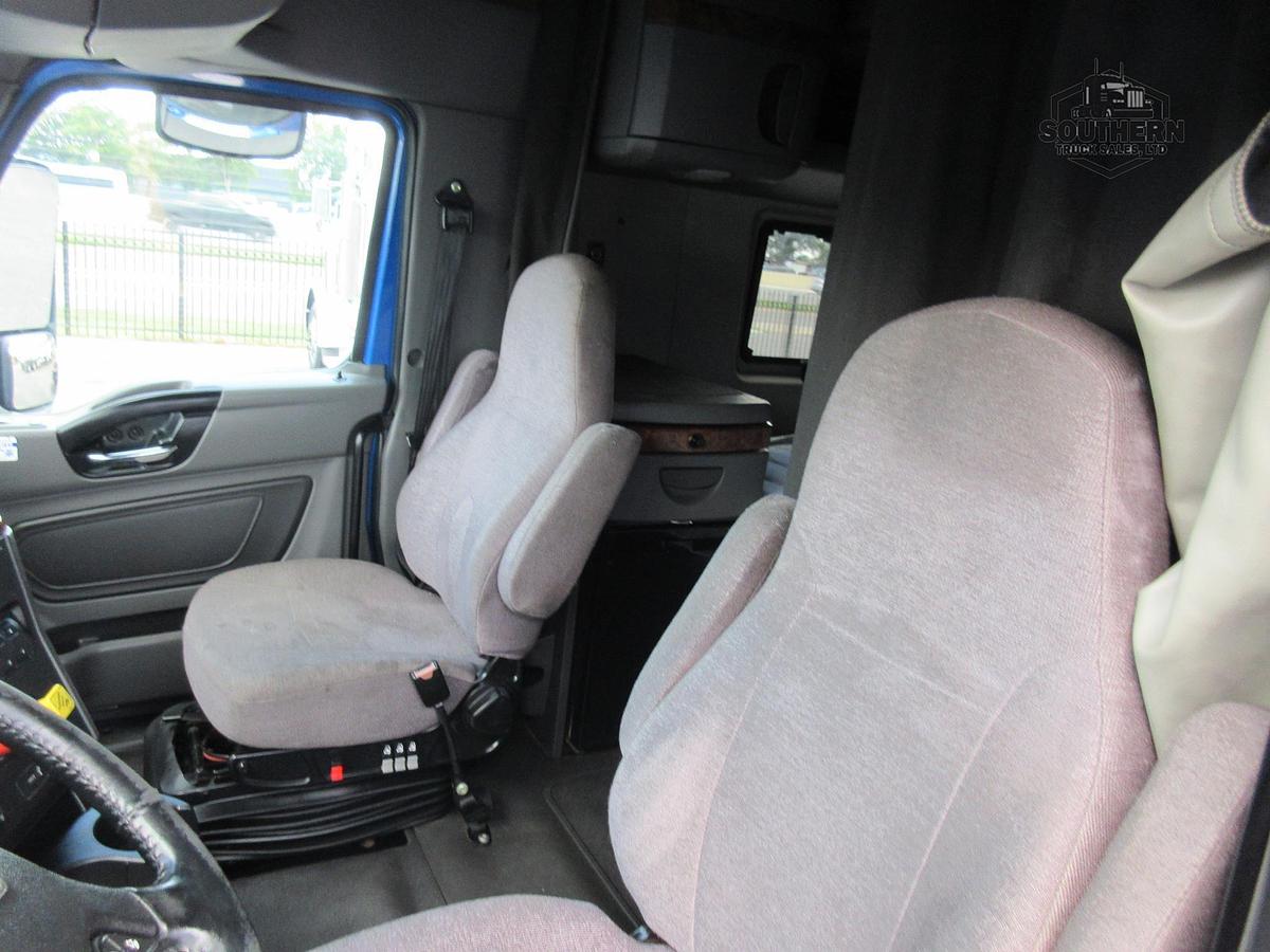 Used 2021 INTERNATIONAL LT