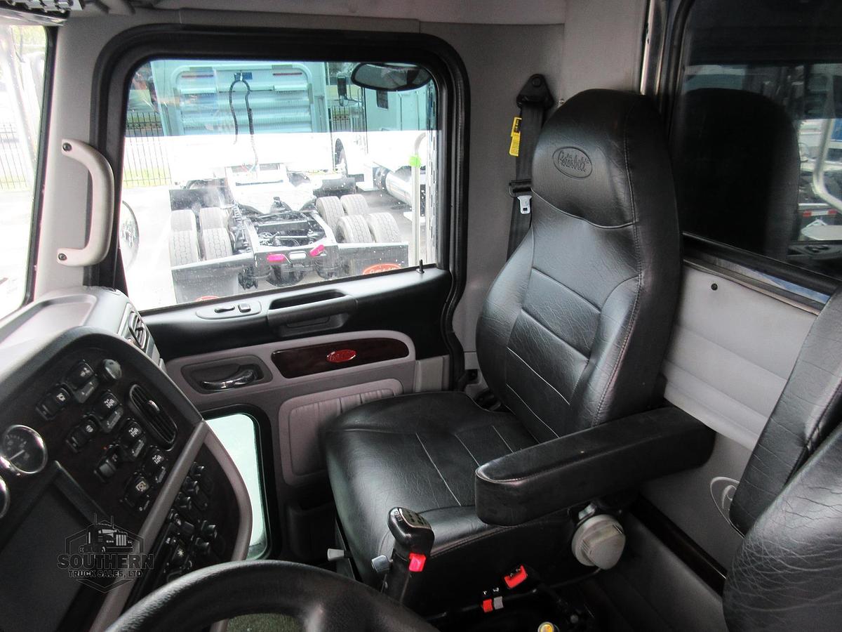 Used 2019 PETERBILT 389