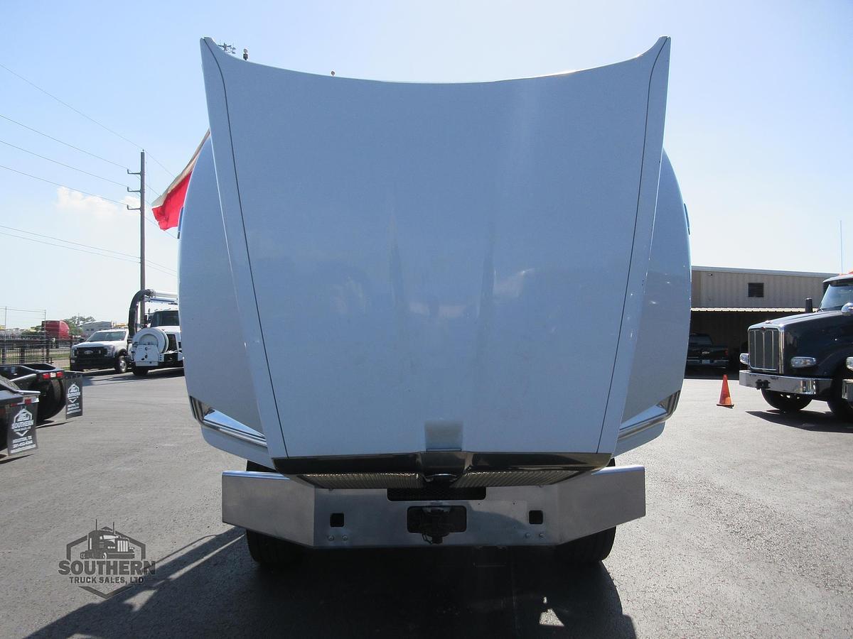 Used 2016 KENWORTH T880