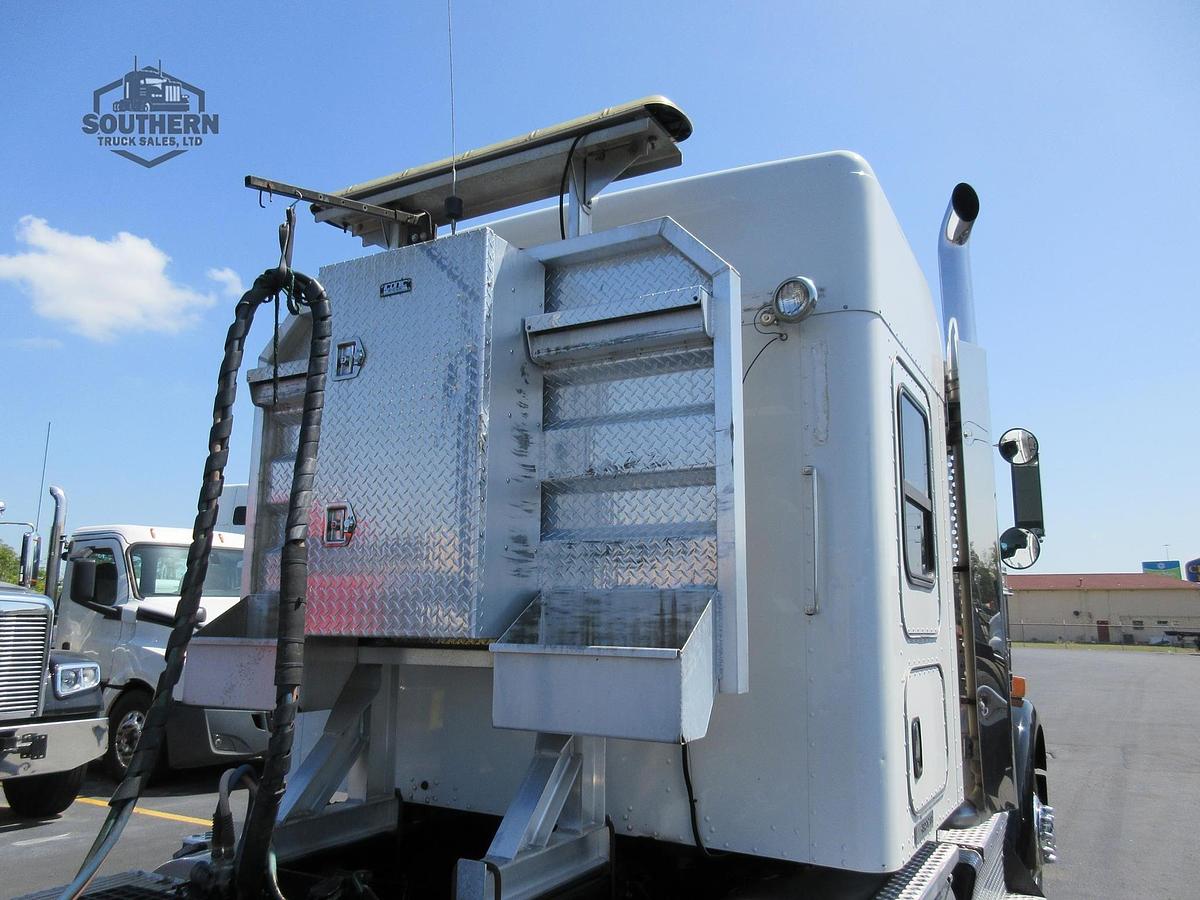 Used 2013 KENWORTH W900L