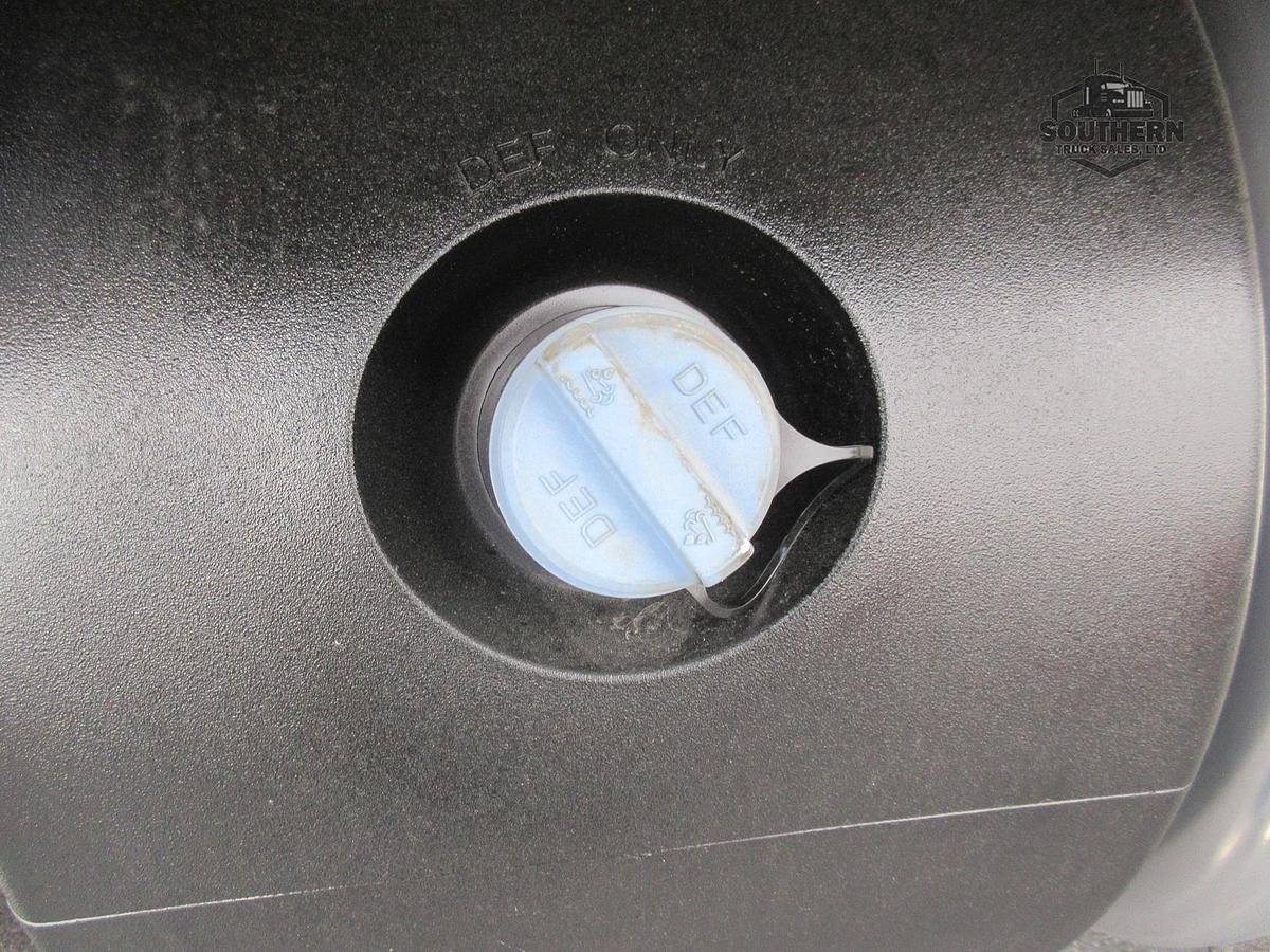 Used 2023 PETERBILT 567