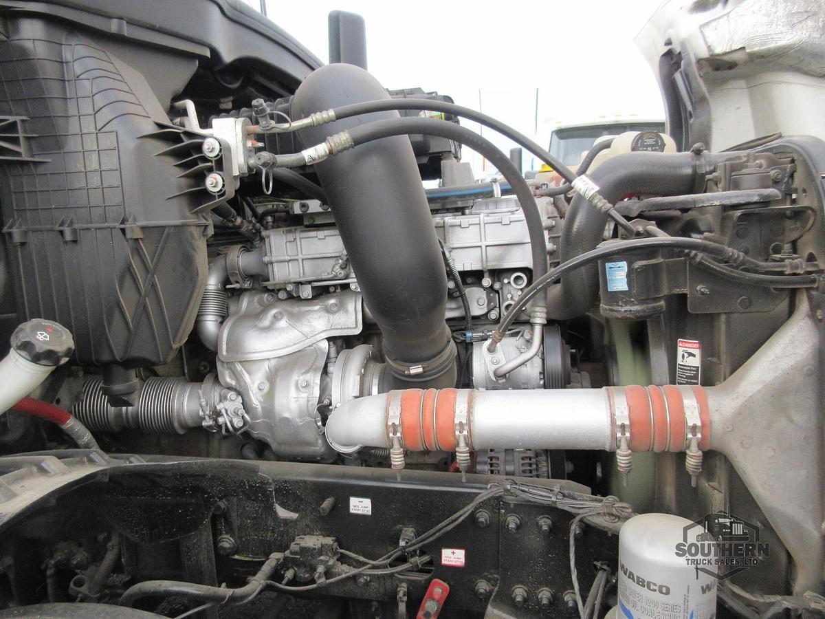 Used 2020 FREIGHTLINER CASCADIA 126