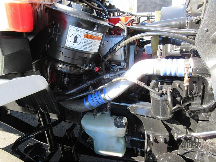 Used 2017 FREIGHTLINER BUSINESS CLASS M2 106