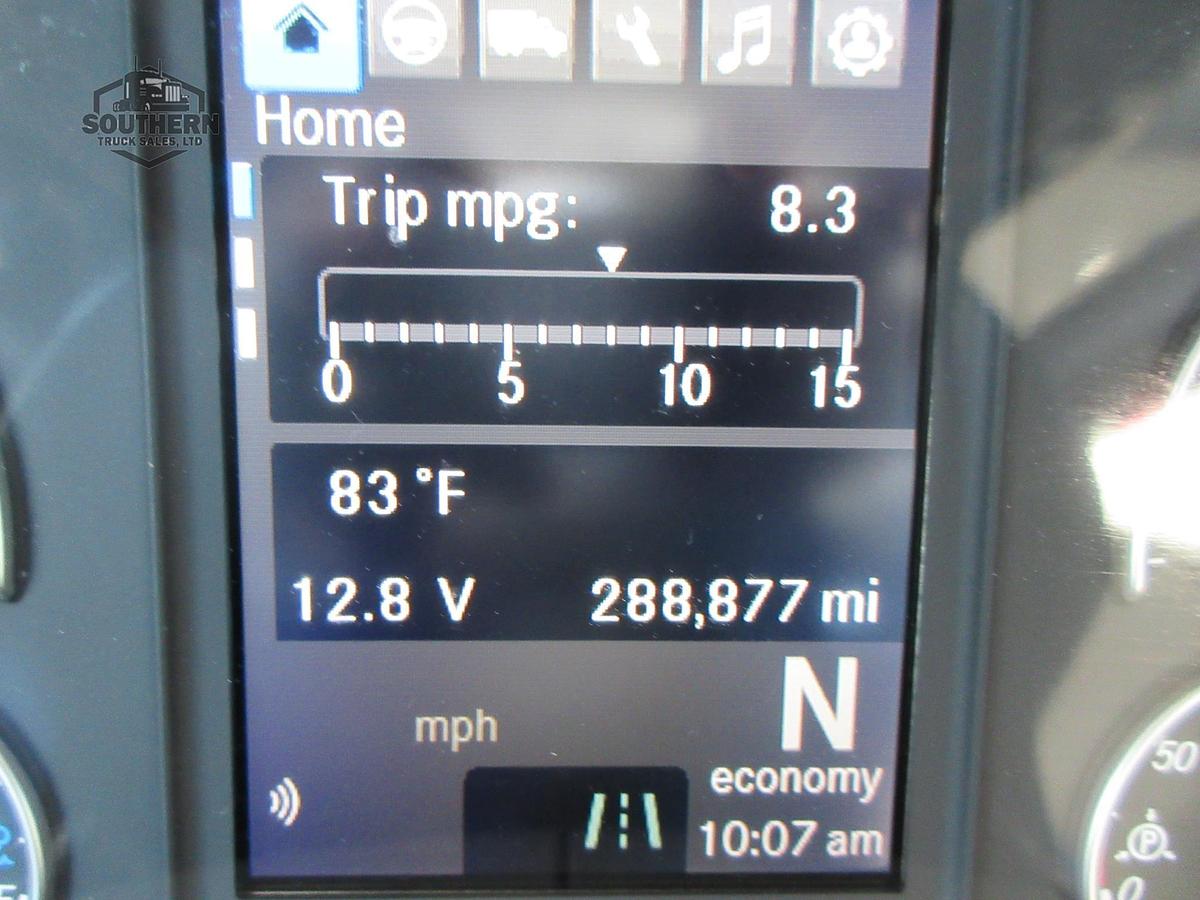 Used 2019 FREIGHTLINER CASCADIA 126