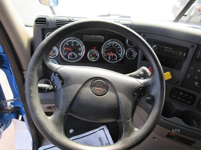 Used 2017 FREIGHTLINER CASCADIA 125