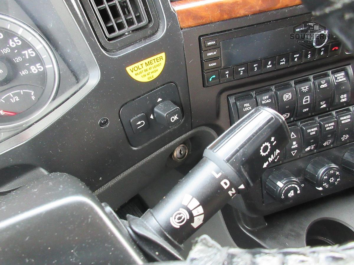 Used 2021 INTERNATIONAL LT