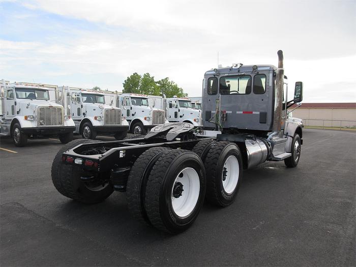 Used 2019 PETERBILT 567