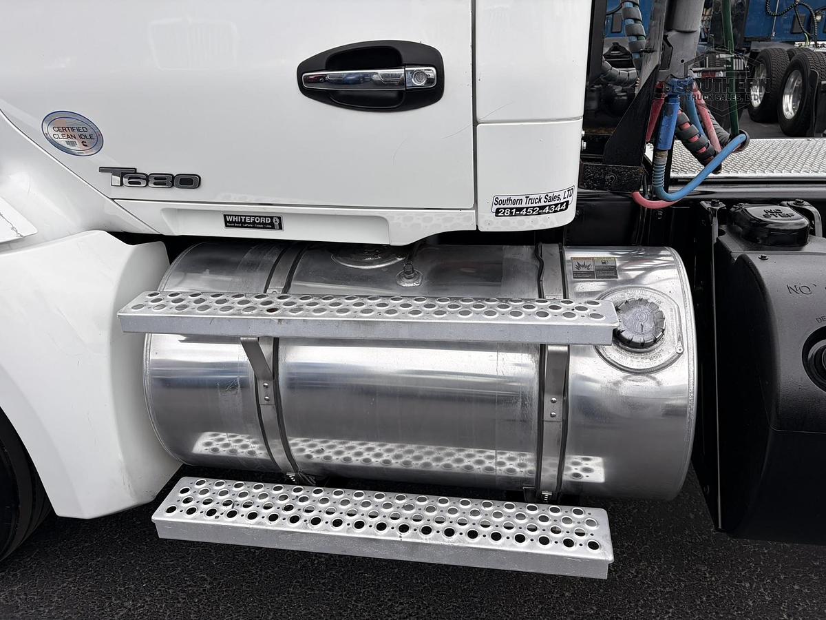 Used 2022 KENWORTH T680