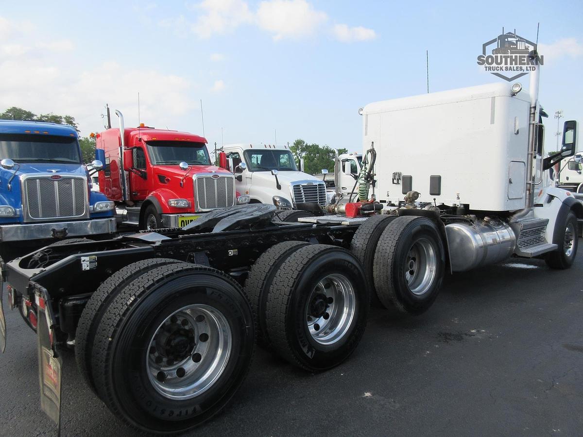 Used 2019 PETERBILT 567