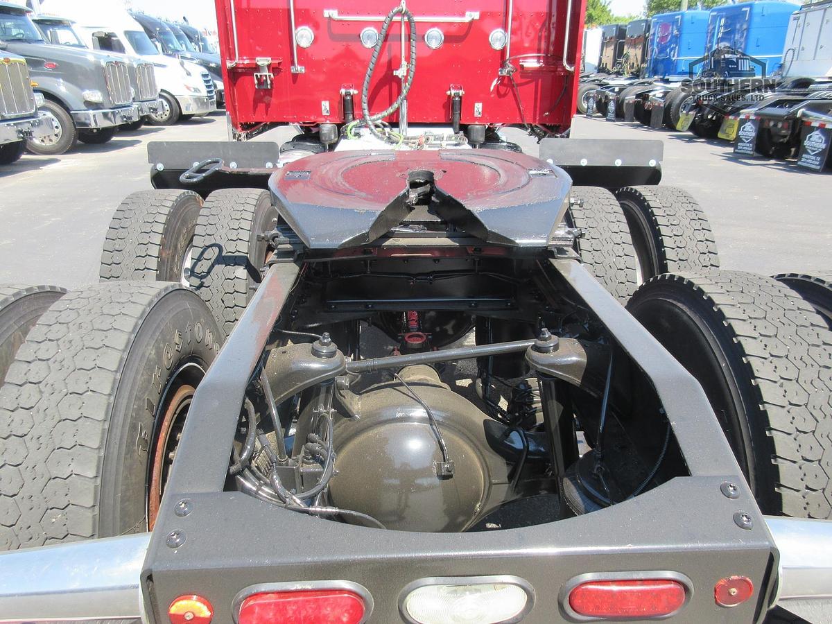 Used 2019 PETERBILT 389