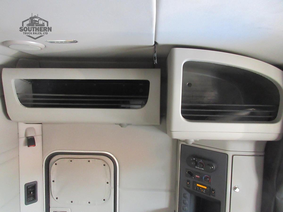 Used 2019 PETERBILT 567