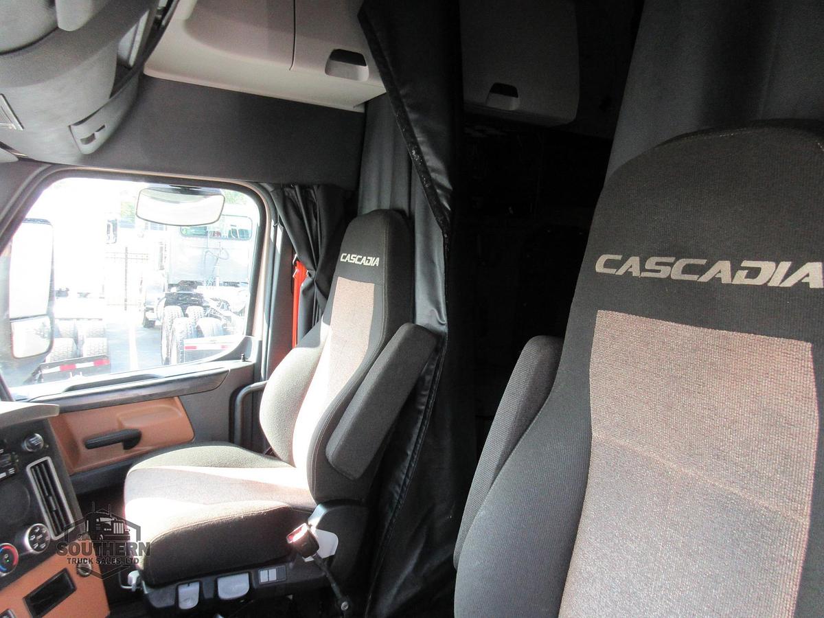 Used 2023 FREIGHTLINER CASCADIA 126