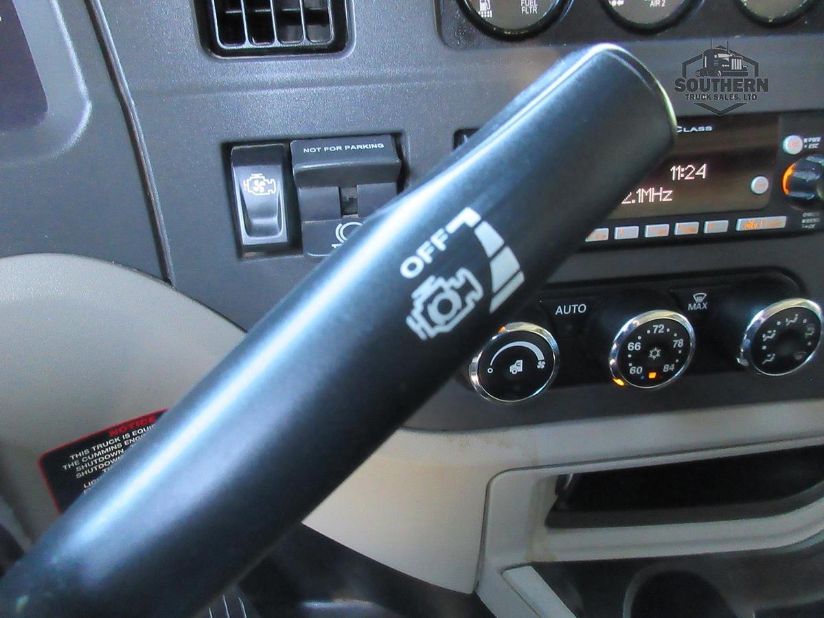 Used 2023 PETERBILT 567