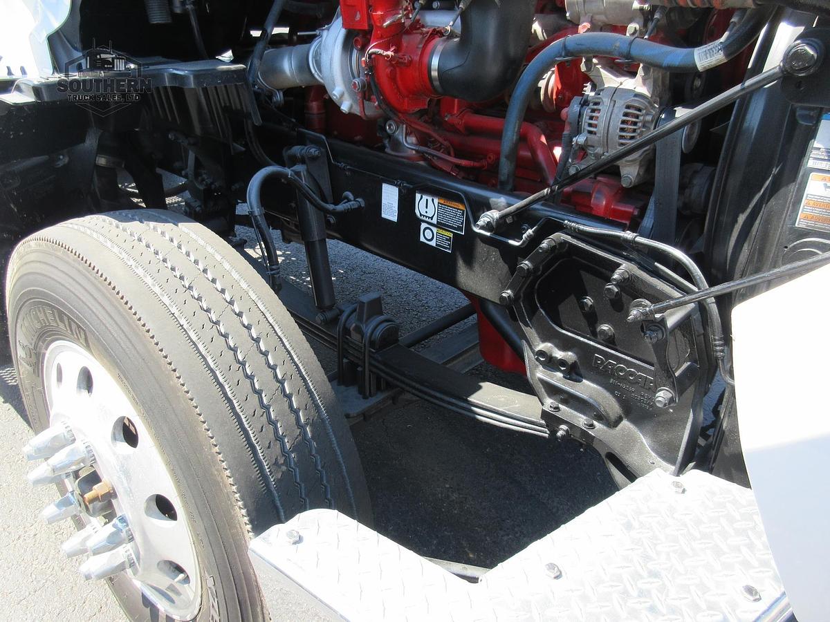 Used 2020 PETERBILT 567