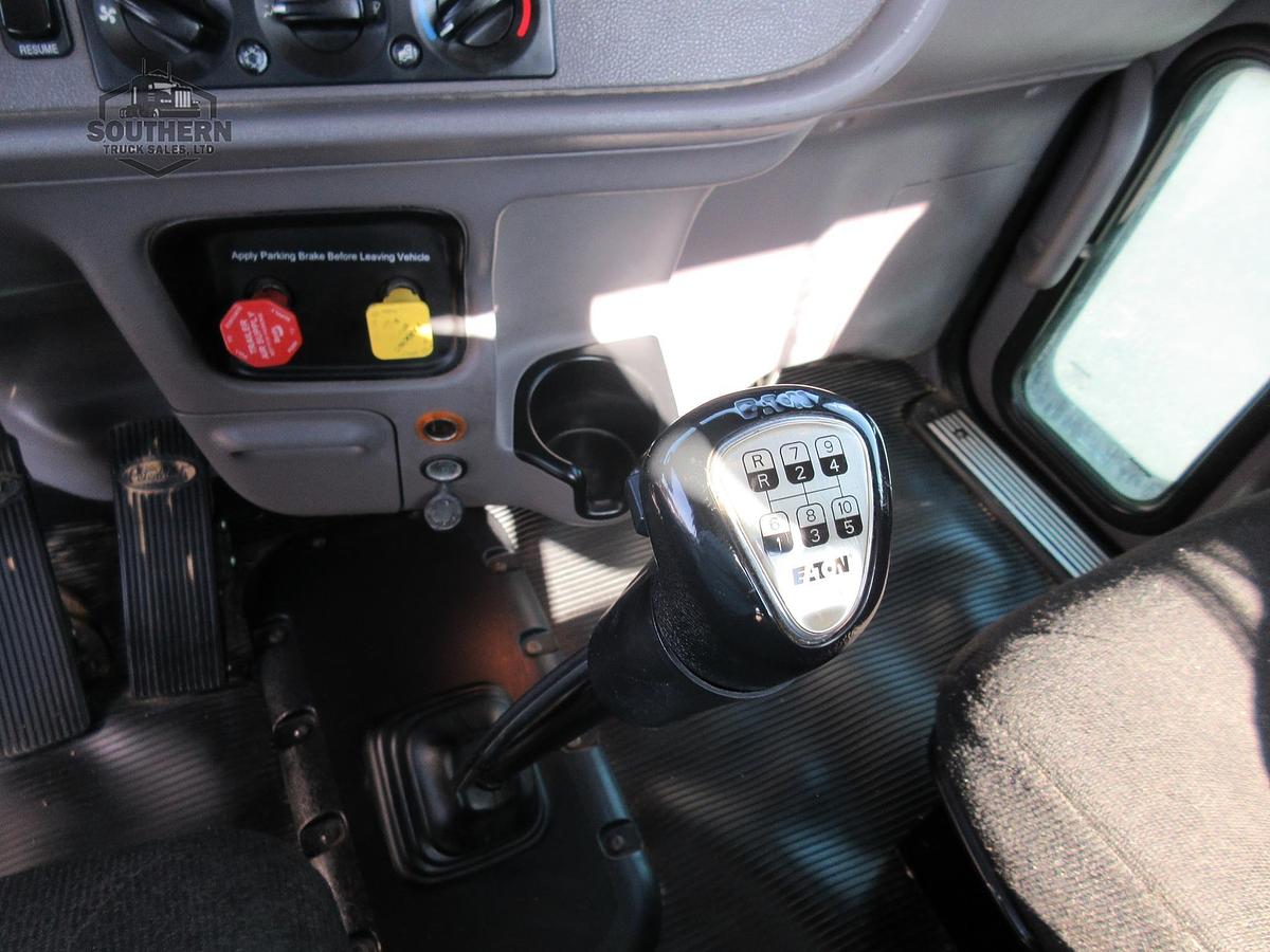 Used 2022 PETERBILT 389