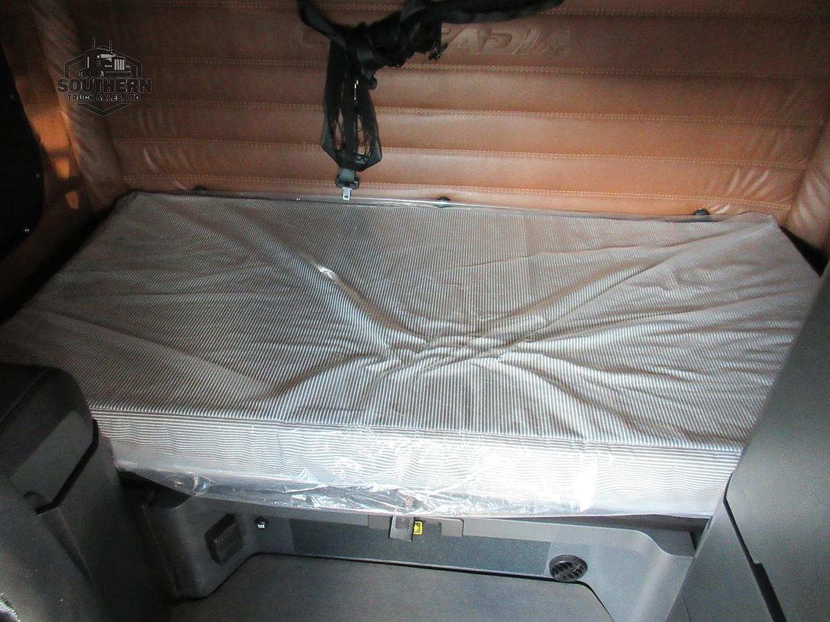 Used 2023 FREIGHTLINER CASCADIA 126