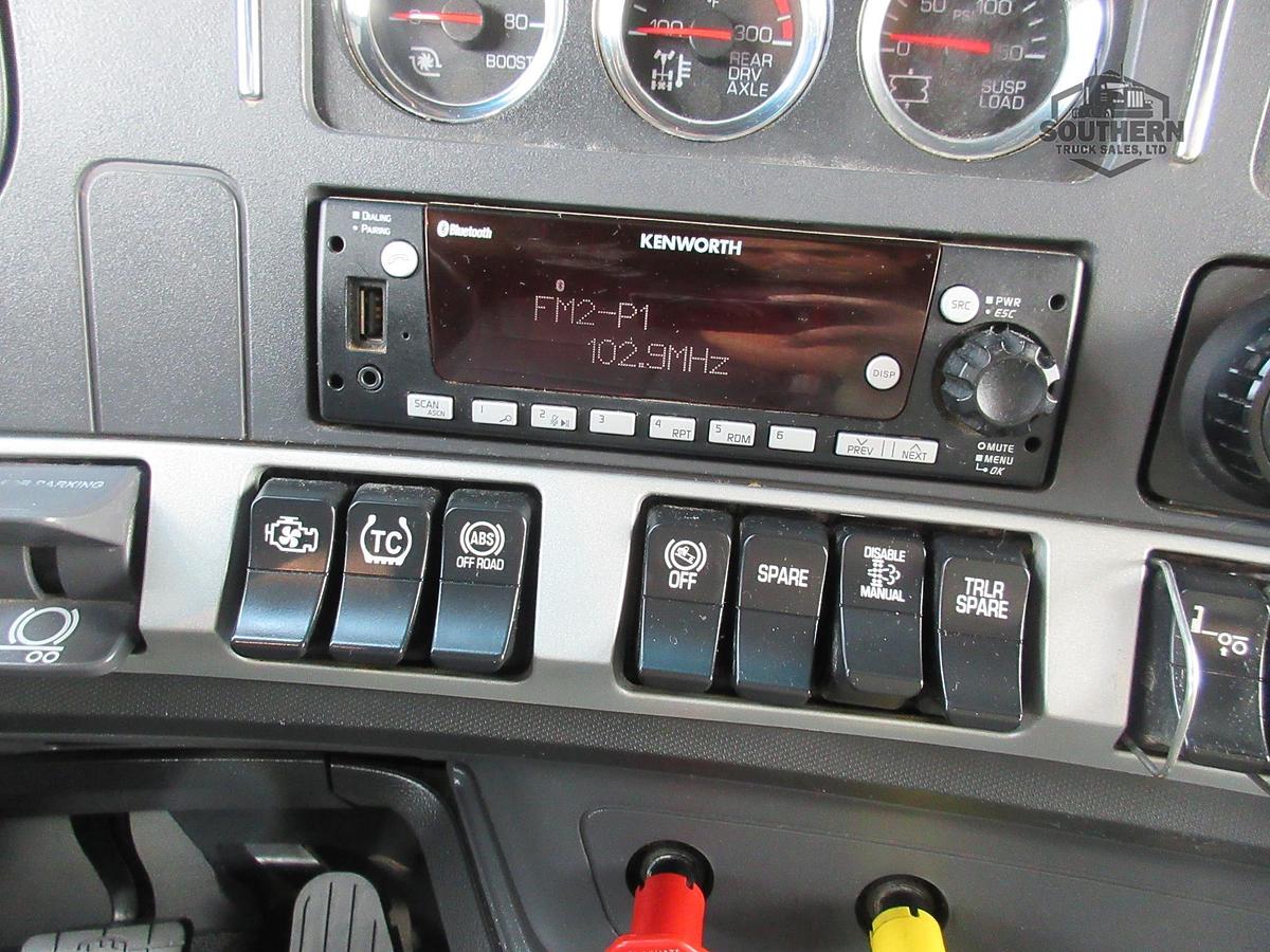 Used 2023 KENWORTH T880