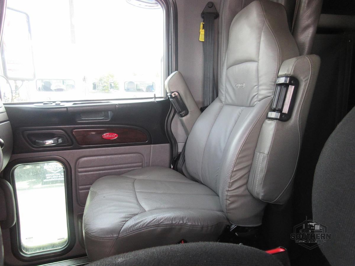 Used 2019 PETERBILT 389