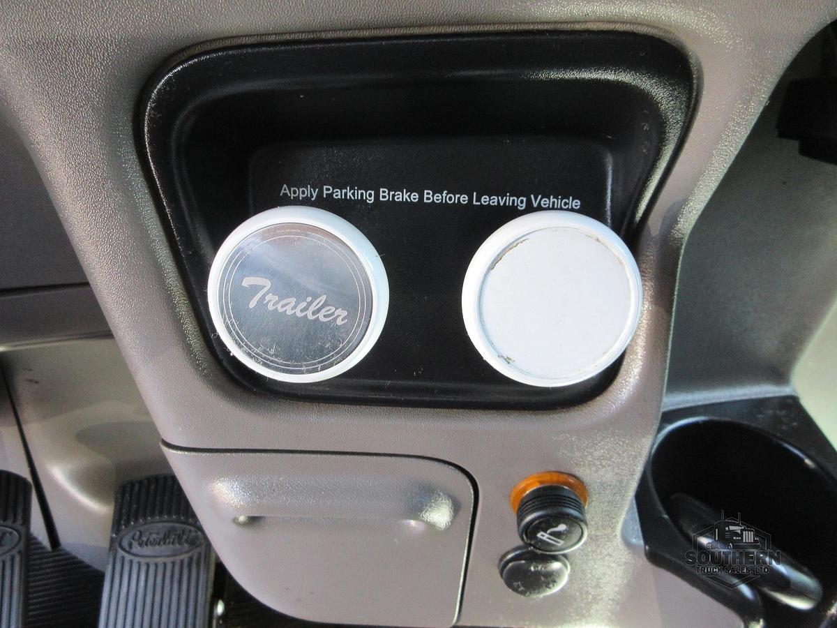 Used 2021 PETERBILT 389