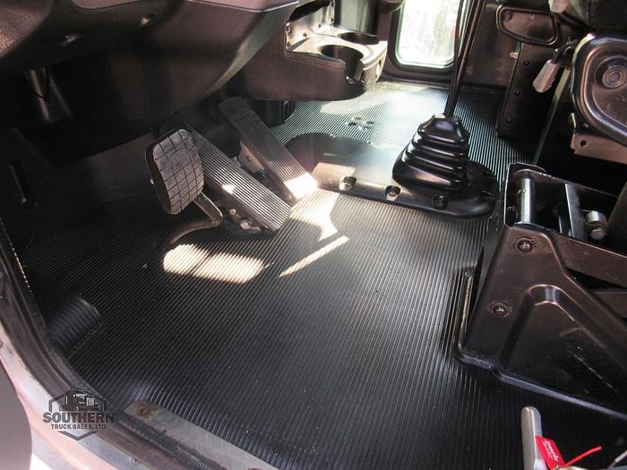 Used 2012 STELLAR 10621 MOUNTED ON 2012 PETERBILT 337