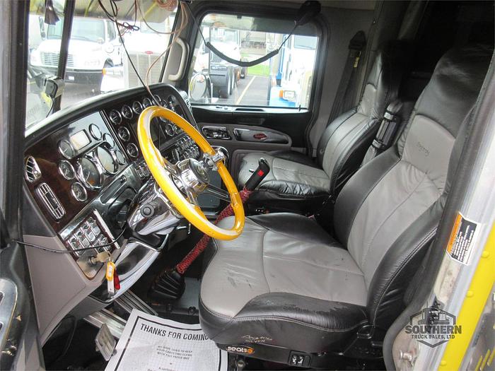 Used 2016 PETERBILT 389