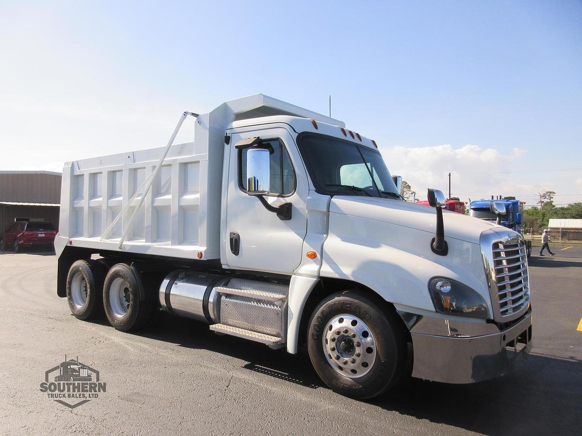 Used 2020 FREIGHTLINER CASCADIA 125