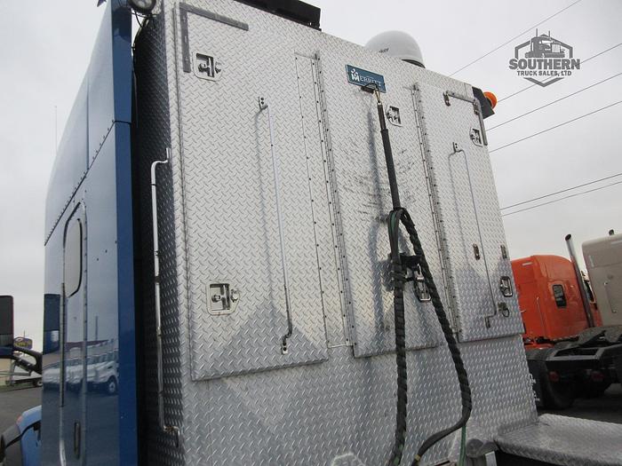 Used 2017 PETERBILT 567