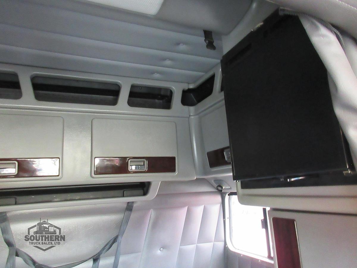 Used 2019 PETERBILT 389