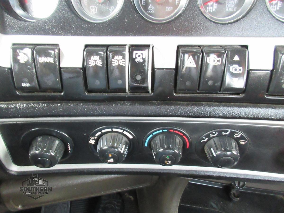 Used 2016 KENWORTH W900L