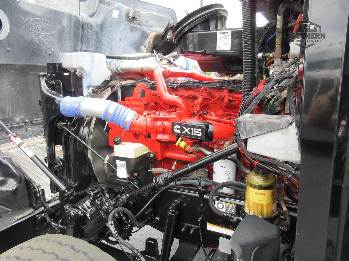 Used 2023 PETERBILT 567