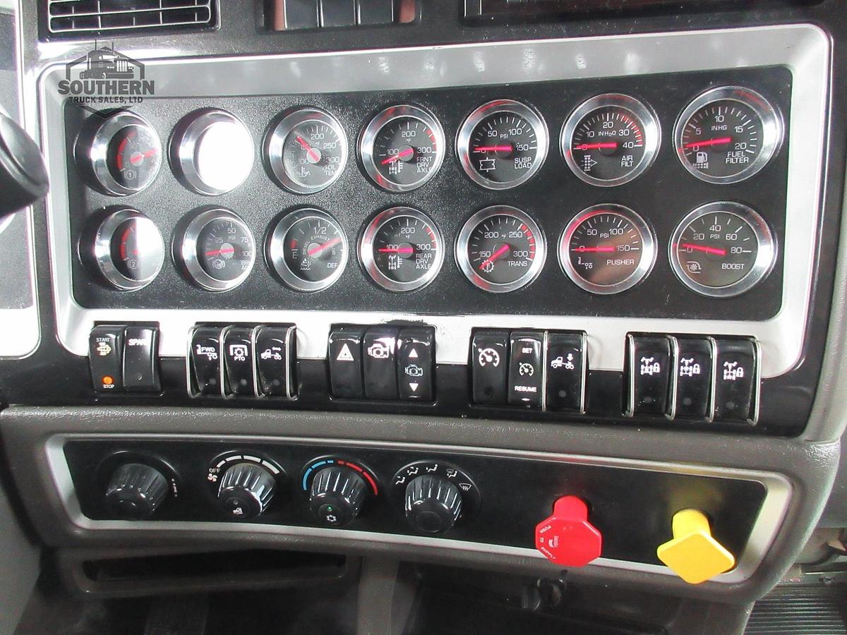 Used 2015 KENWORTH T800