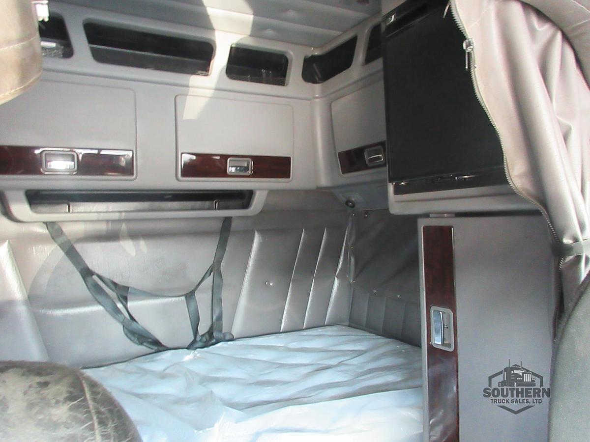 Used 2019 PETERBILT 389