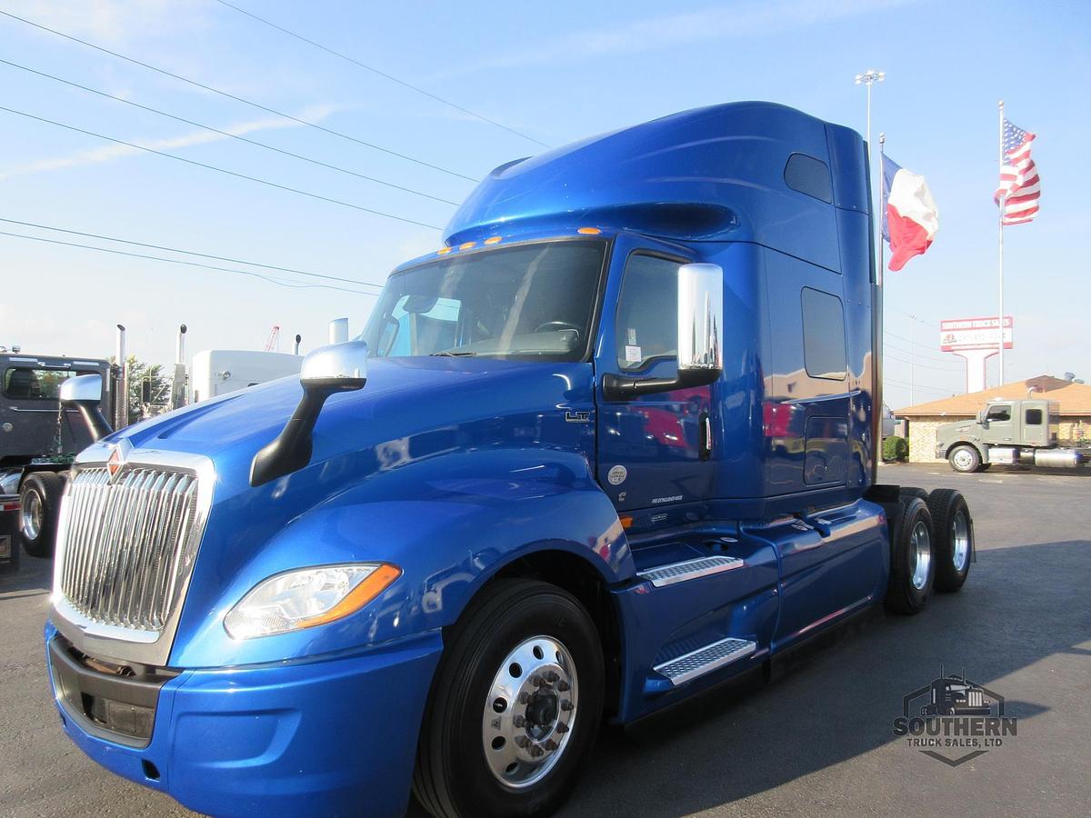 Used 2021 INTERNATIONAL LT