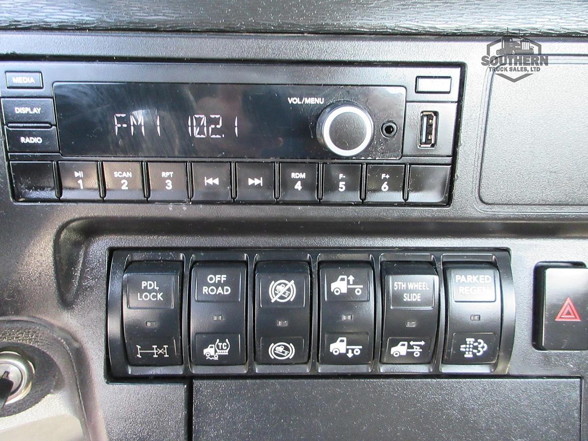 Used 2023 INTERNATIONAL LT