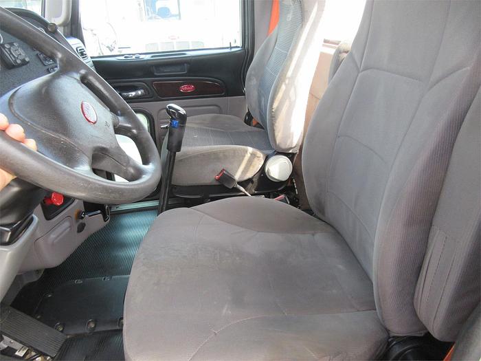 Used 2015 PETERBILT 365