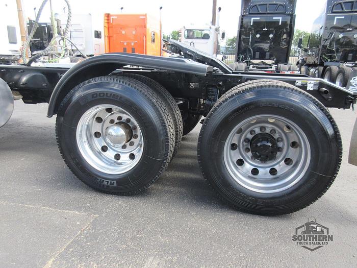 Used 2020 PETERBILT 567