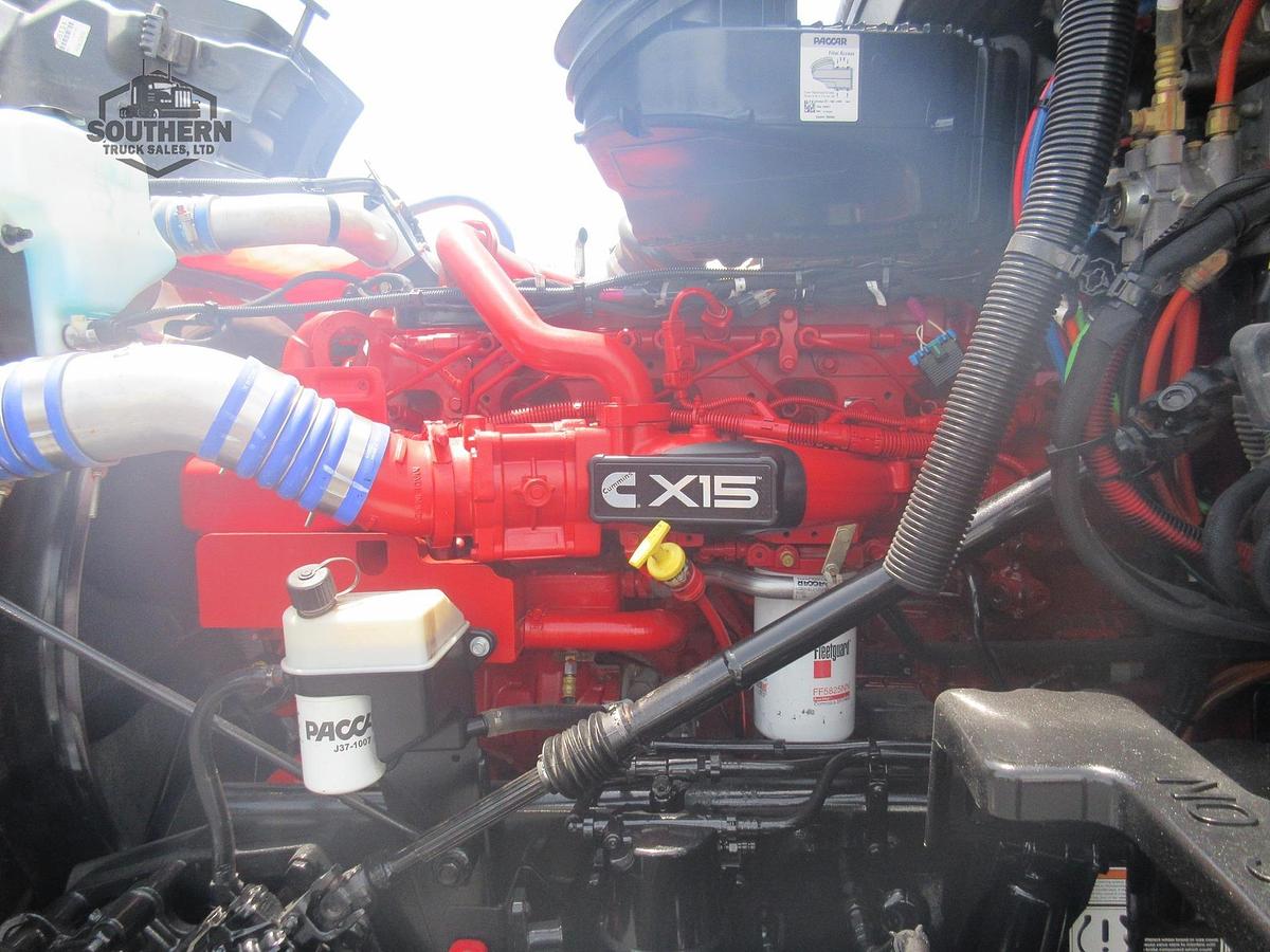 Used 2025 PETERBILT 567