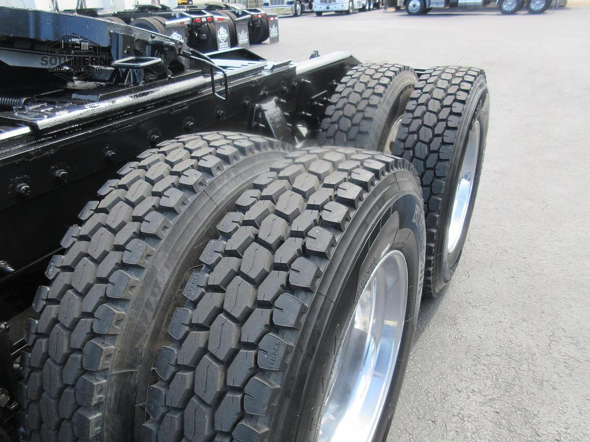 Used 2023 PETERBILT 389