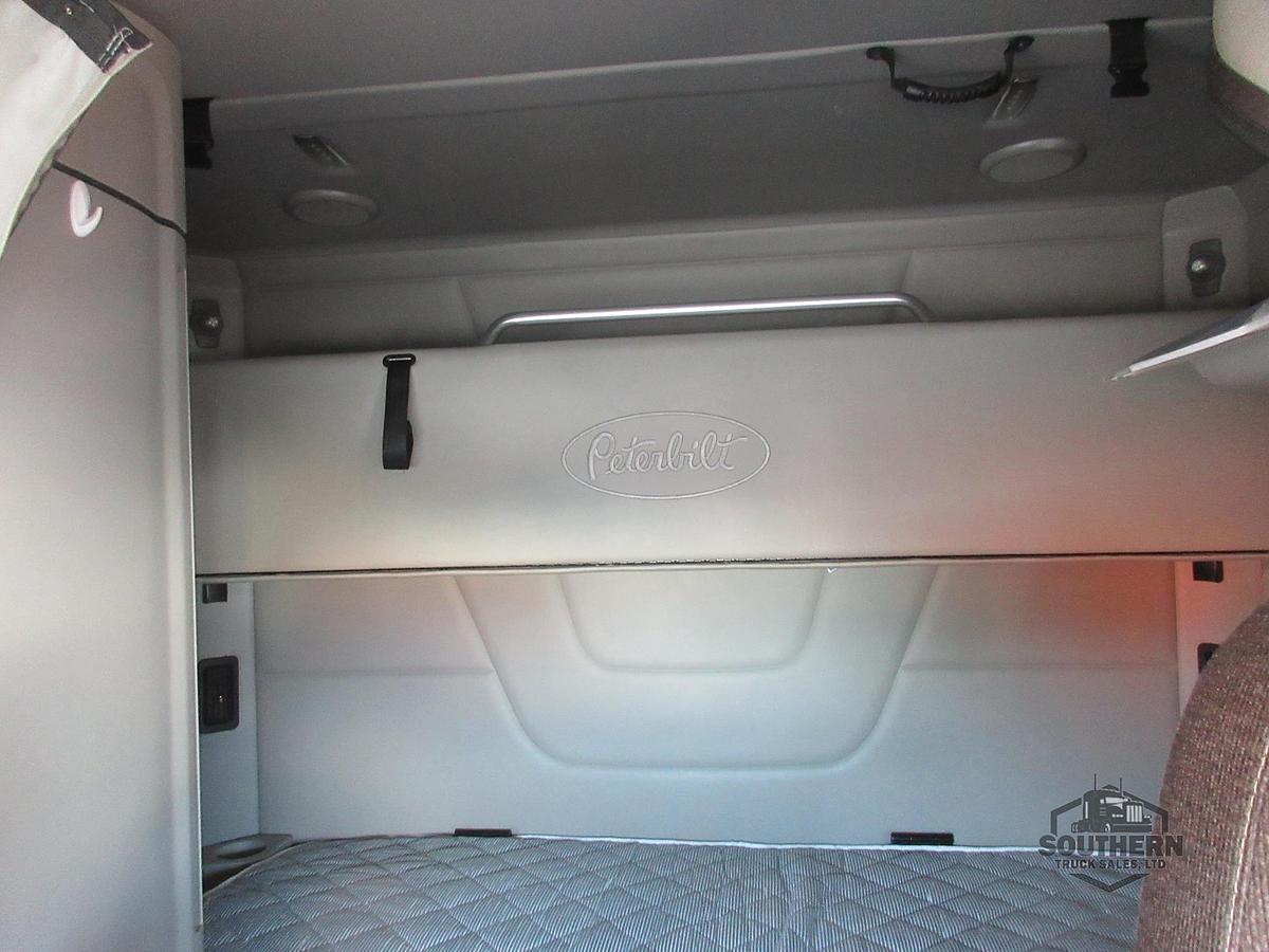 Used 2018 PETERBILT 579