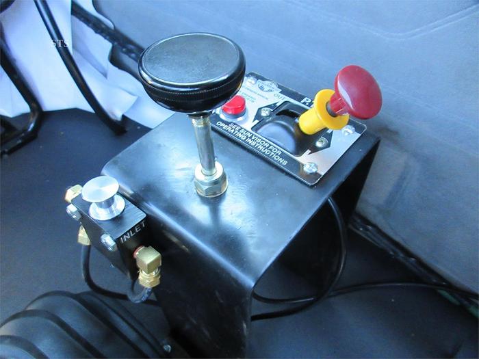 Used 2016 FREIGHTLINER CASCADIA 113