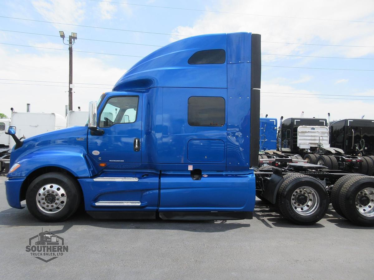 Used 2021 INTERNATIONAL LT