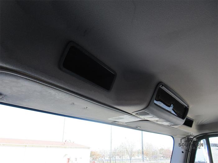 Used 2017 FREIGHTLINER BUSINESS CLASS M2 106