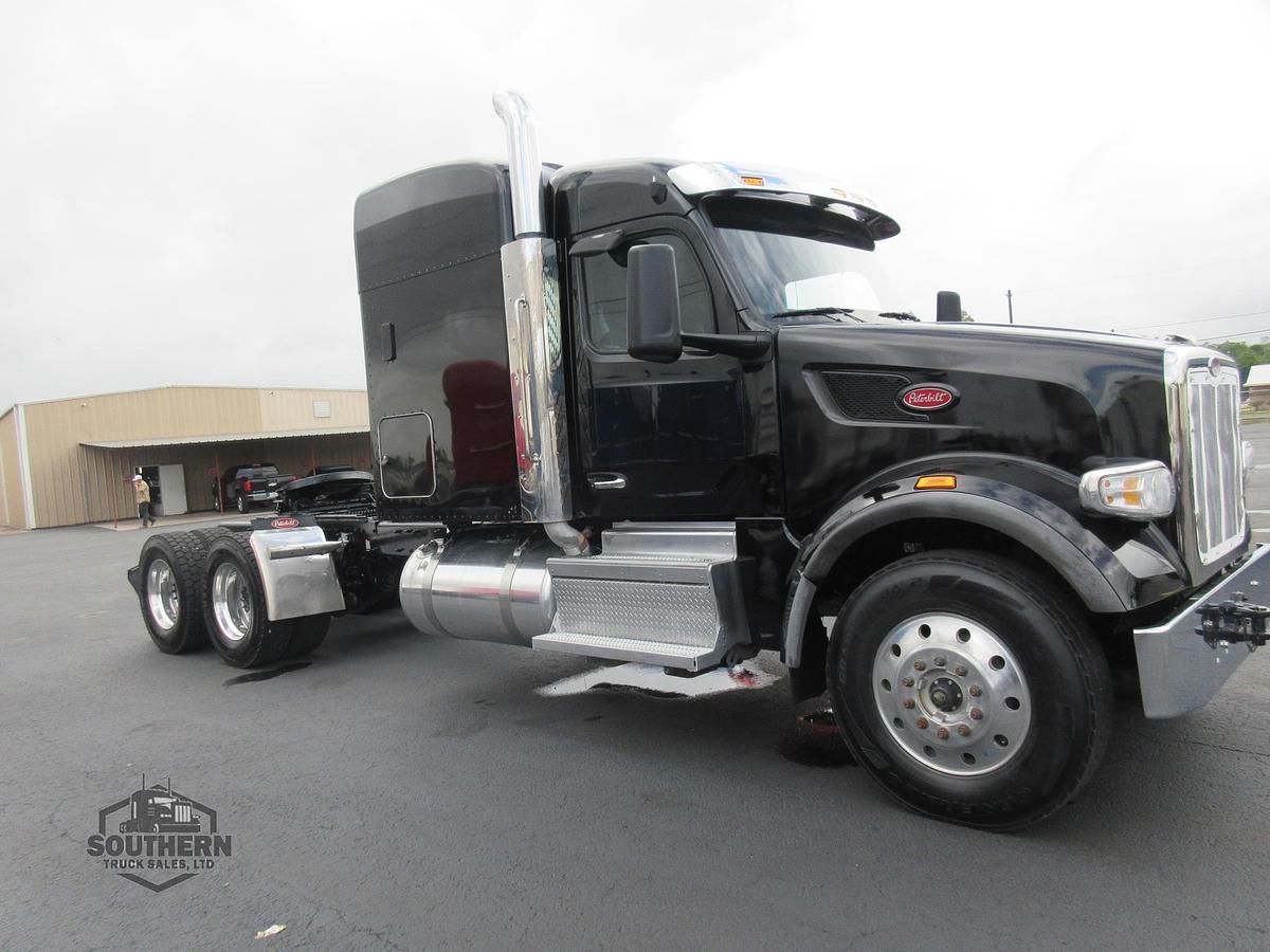 Used 2023 PETERBILT 567