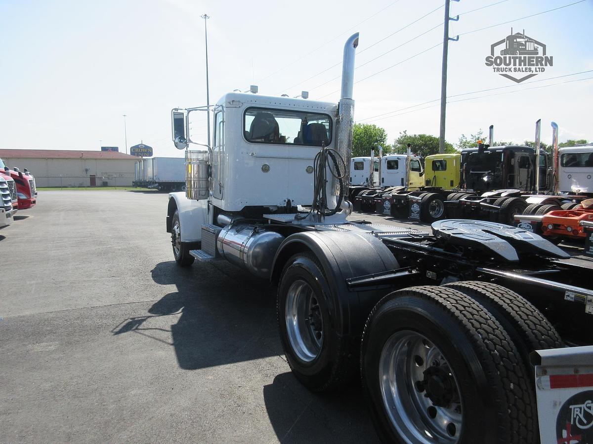 Used 2019 PETERBILT 389
