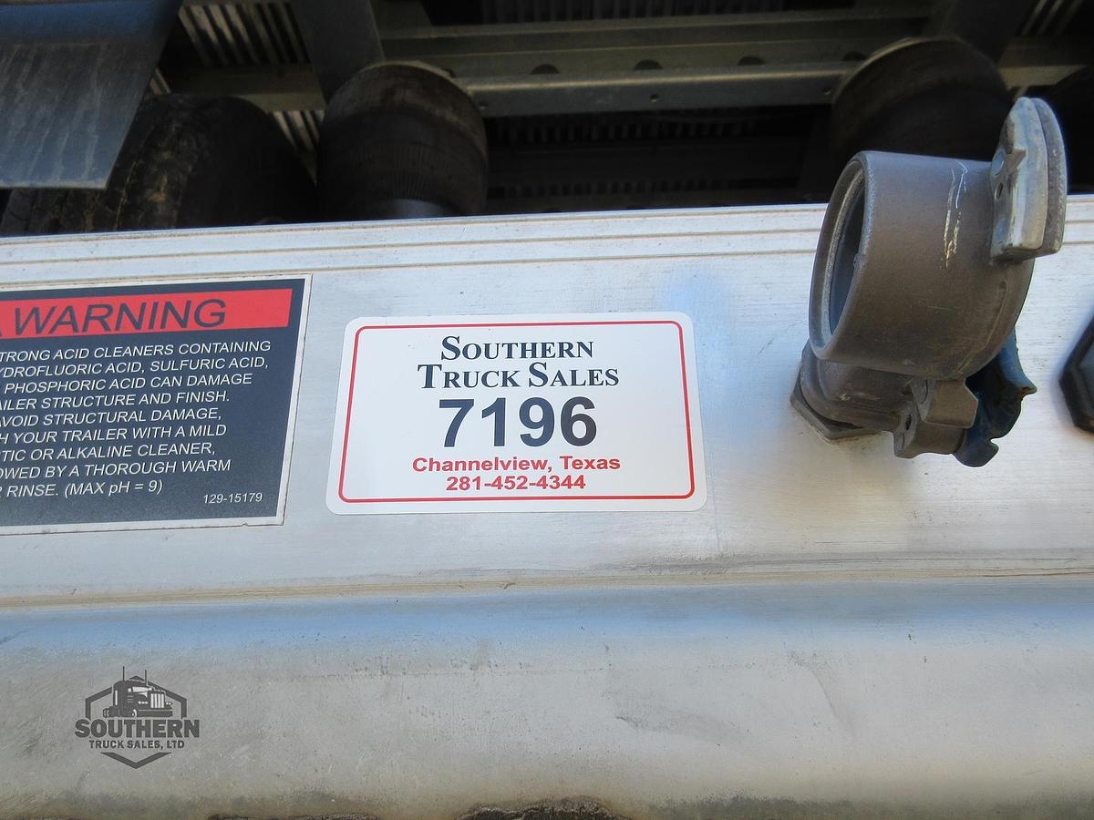 Used 2023 HYUNDAI 48 ft x 102 in