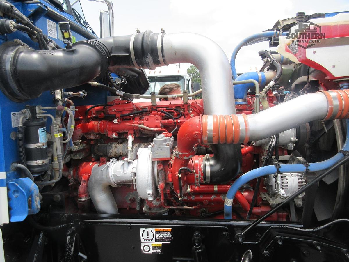 Used 2019 PETERBILT 389