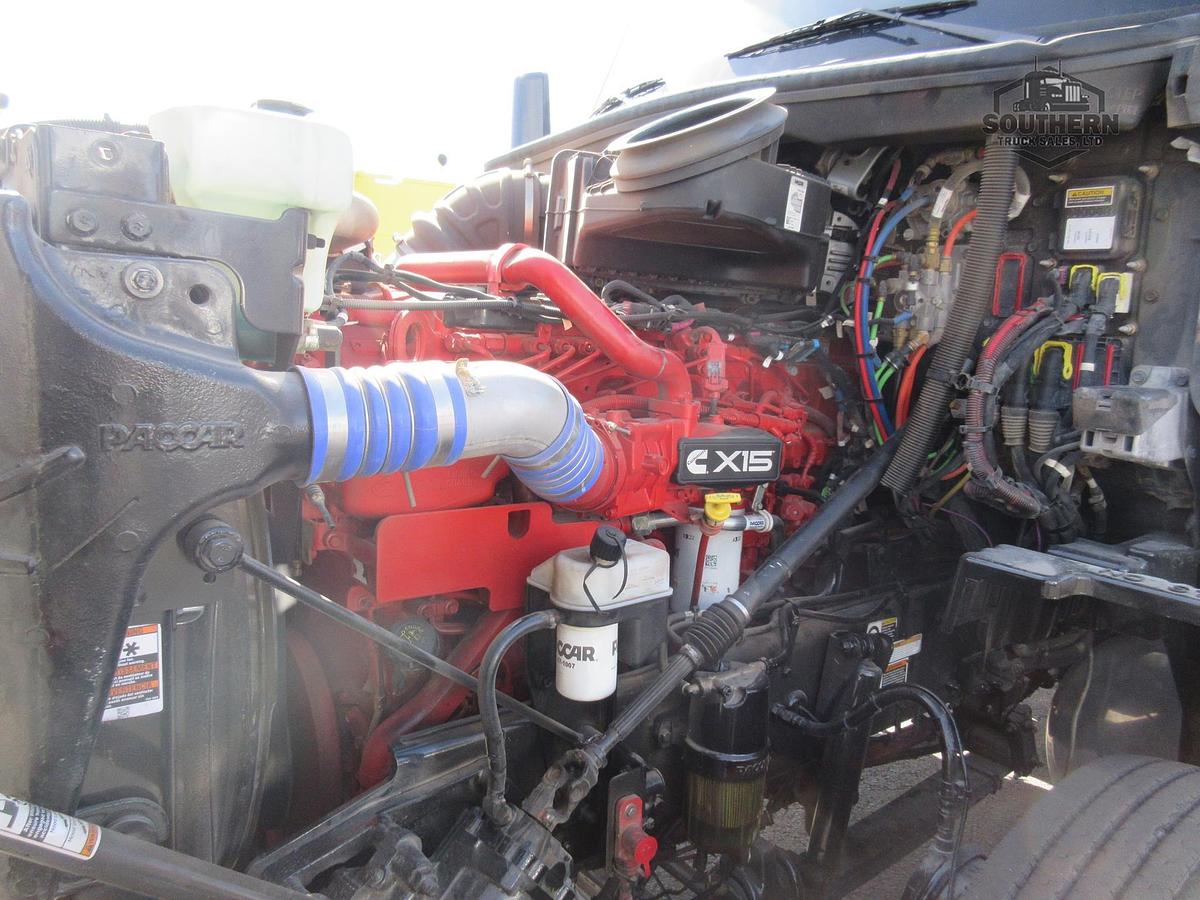 Used 2025 PETERBILT 567