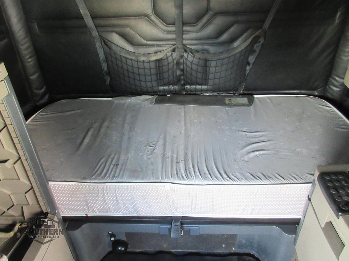 Used 2014 FREIGHTLINER CASCADIA 125 EVOLUTION