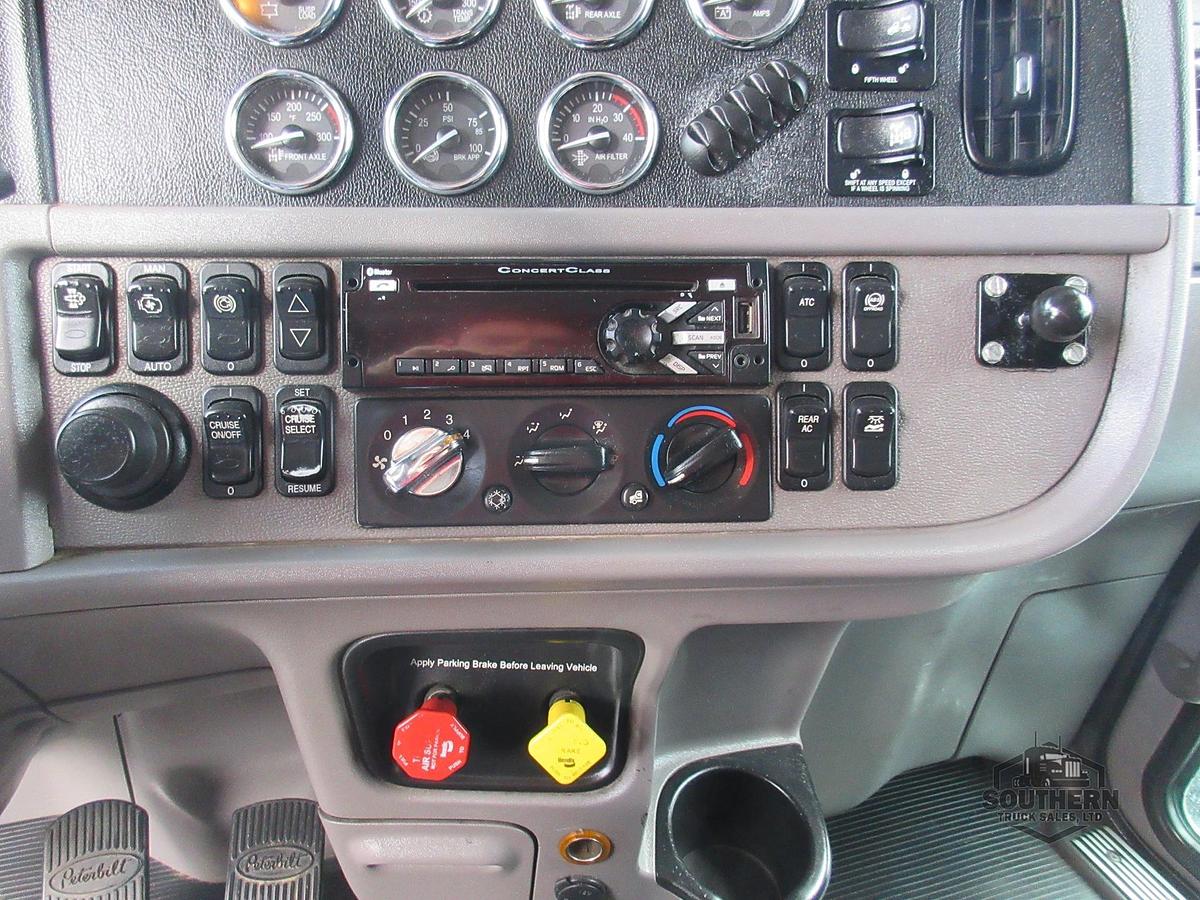 Used 2019 PETERBILT 389